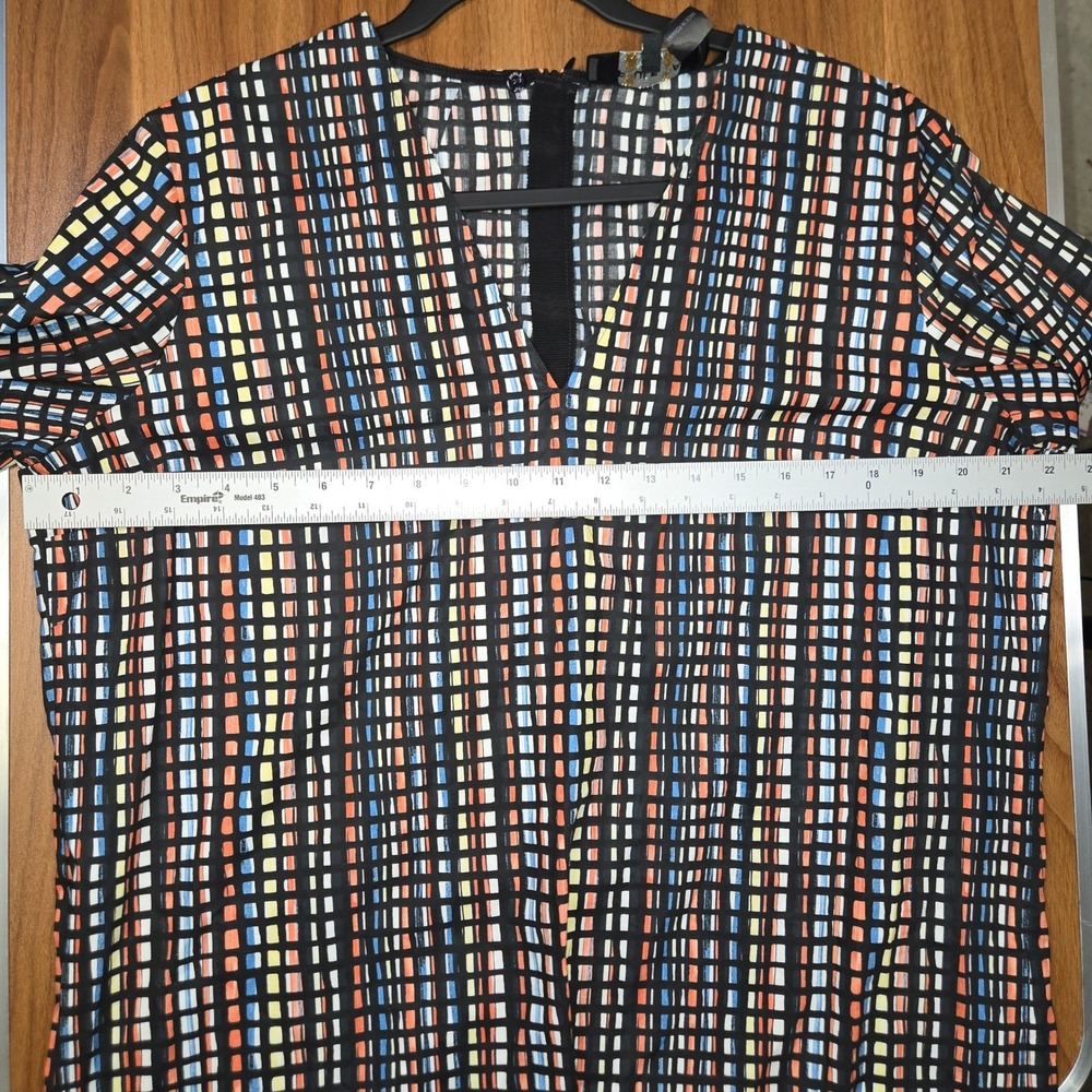 Paule Ka Paris MultiColor Geometric Stripe VNeck Shift Dress Size 44 Long Sleeve - Picture 4 of 4